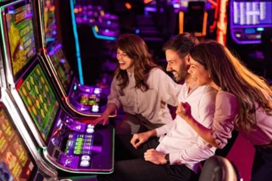 Live casino and slots interface on pxbet viewed from a mobile device